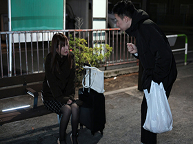 家出妻の淫らな恩返し 専属おっパブ嬢になって家主を至れり尽くせりおもてなし 桃瀬くるみ サンプル動画サムネイル